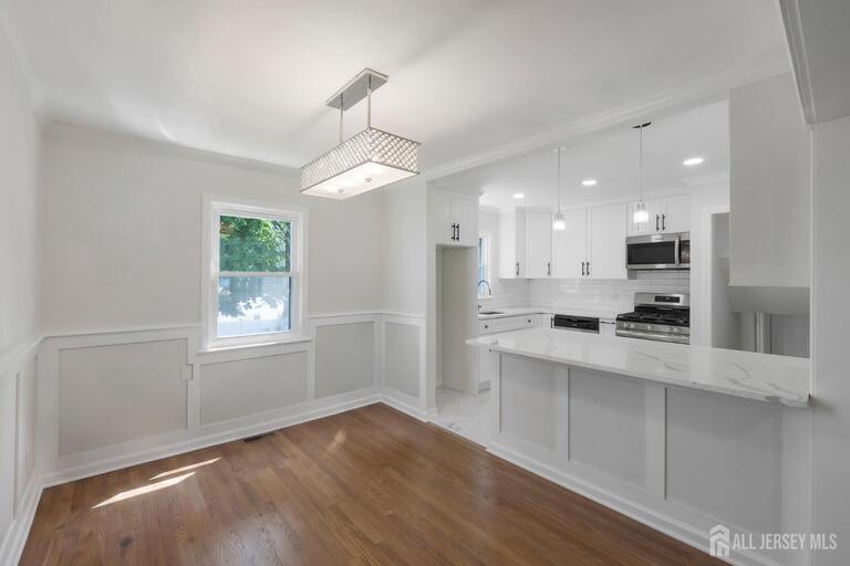 Photo 10 of 33 Larchmont Road, Edison NJ 08837, Edison, NJ