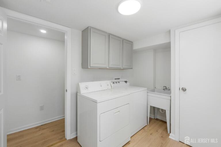 Photo 11 of 33 Larchmont Road, Edison NJ 08837, Edison, NJ