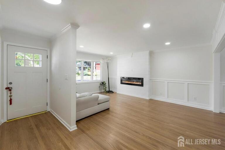 Photo 5 of 33 Larchmont Road, Edison NJ 08837, Edison, NJ
