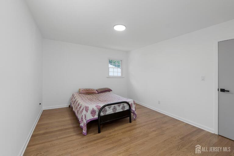 Photo 18 of 33 Larchmont Road, Edison NJ 08837, Edison, NJ