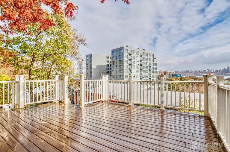 Photo 20 of 9017 Riverside Place, North Bergen NJ 07047, North Bergen, NJ