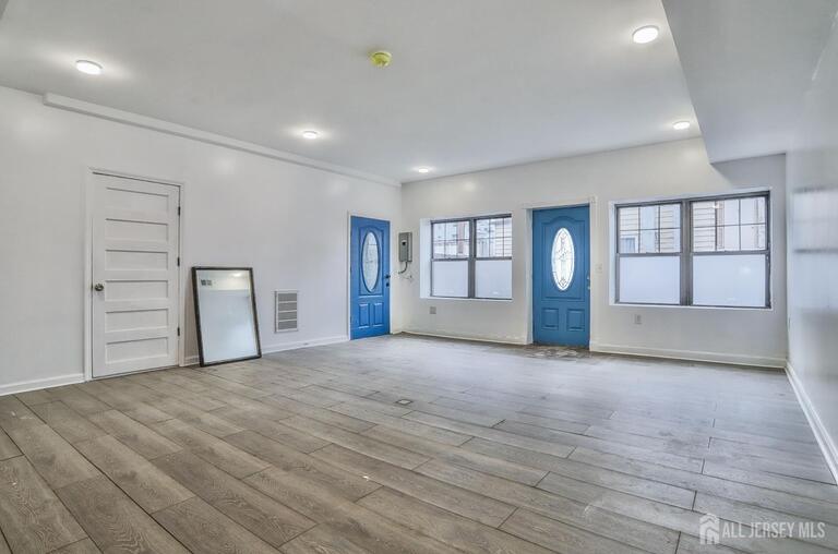 Photo 4 of 9017 Riverside Place, North Bergen NJ 07047, North Bergen, NJ