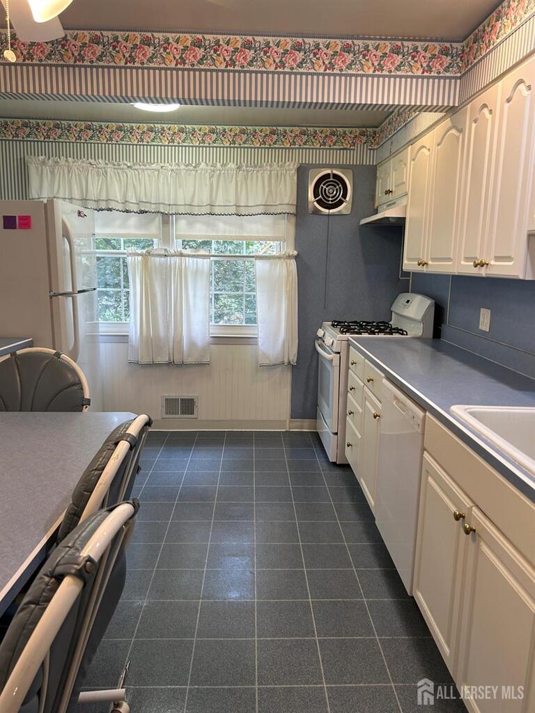 Photo 4 of 1355 Joseph Street, North Brunswick NJ 08902, North Brunswick, NJ