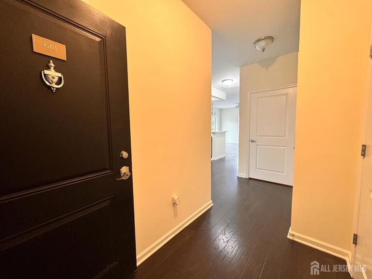 Photo 4 of 618 Strassle Way, South Plainfield NJ 07080, South Plainfield, NJ