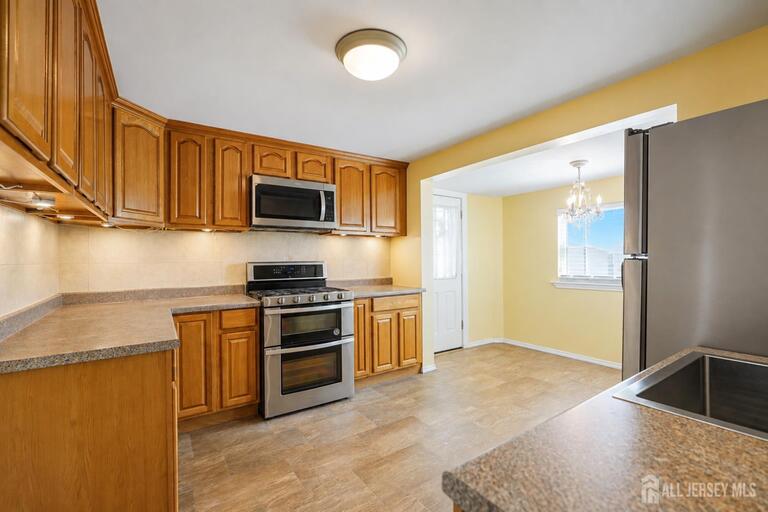 Photo 9 of 217 Bergen Street, Woodbridge Proper NJ 07095, Woodbridge Proper, NJ
