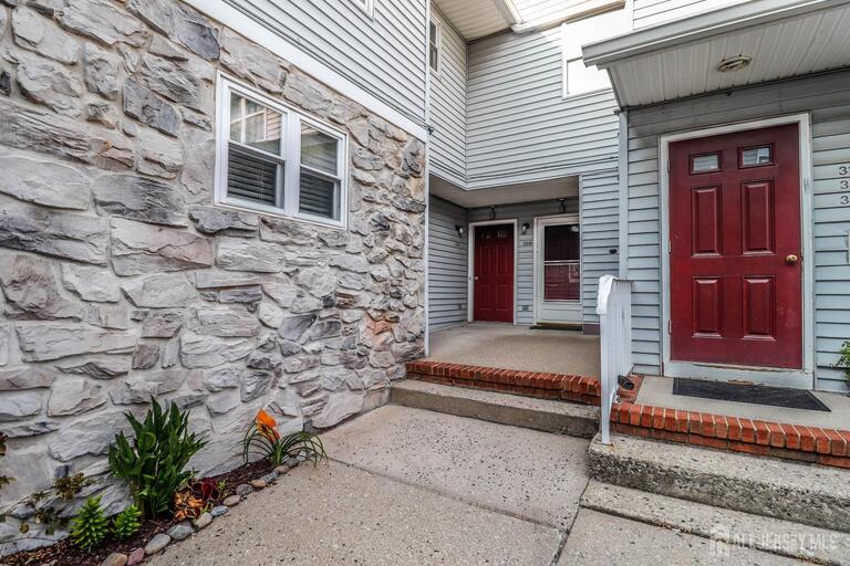 Photo 2 of 323 Ventnor Court, Piscataway NJ 08854, Piscataway, NJ