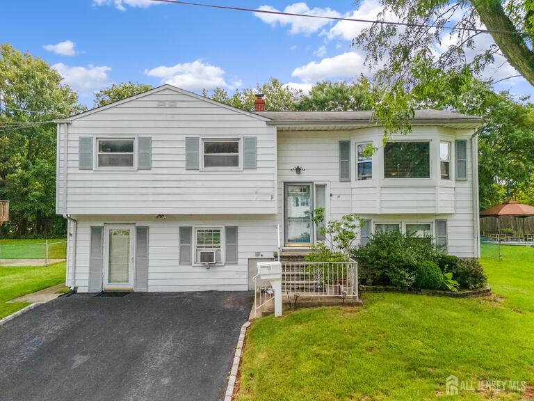 Photo 1 of 31 Heidi Drive, Fords NJ 08863, Fords, NJ