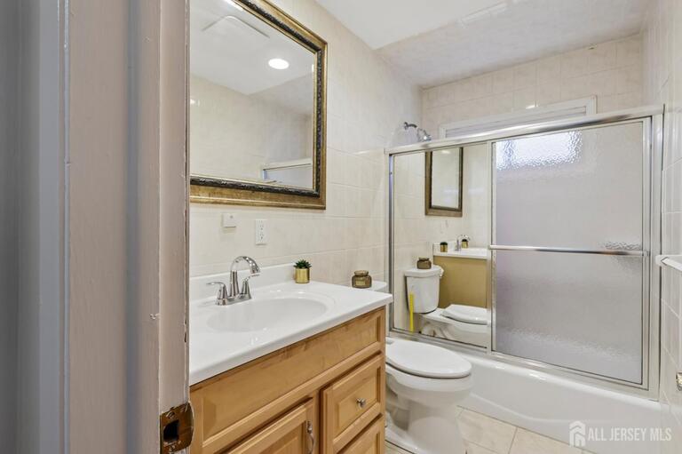 Photo 14 of 1020 Madison Avenue, Union Twp NJ 07060, Union Twp, NJ