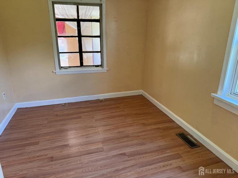 Photo 8 of 154 N Randolphville Road N, Piscataway NJ 08854, Piscataway, NJ