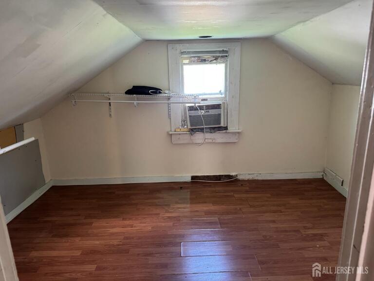 Photo 14 of 154 N Randolphville Road N, Piscataway NJ 08854, Piscataway, NJ