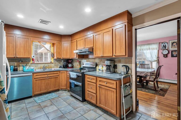 Photo 37 of 133 Summerhill Road, Spotswood NJ 08884, Spotswood, NJ