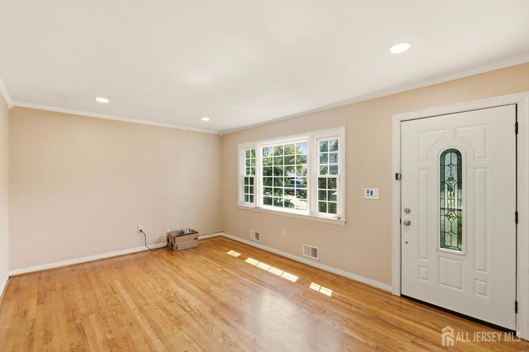 Photo 4 of 19 Sycamore Avenue, Edison NJ 08817, Edison, NJ