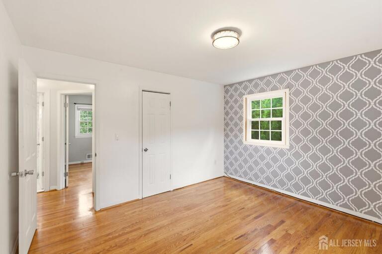 Photo 20 of 19 Sycamore Avenue, Edison NJ 08817, Edison, NJ