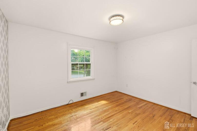 Photo 21 of 19 Sycamore Avenue, Edison NJ 08817, Edison, NJ