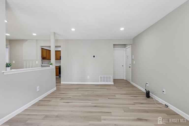 Photo 4 of 2109 Sayre Drive # 2109, Plainsboro NJ 08540, Plainsboro, NJ
