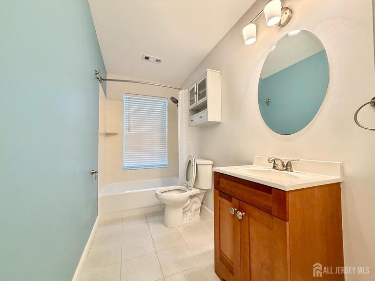 Photo 17 of 902 Plymouth Road, North Brunswick NJ 08902, North Brunswick, NJ