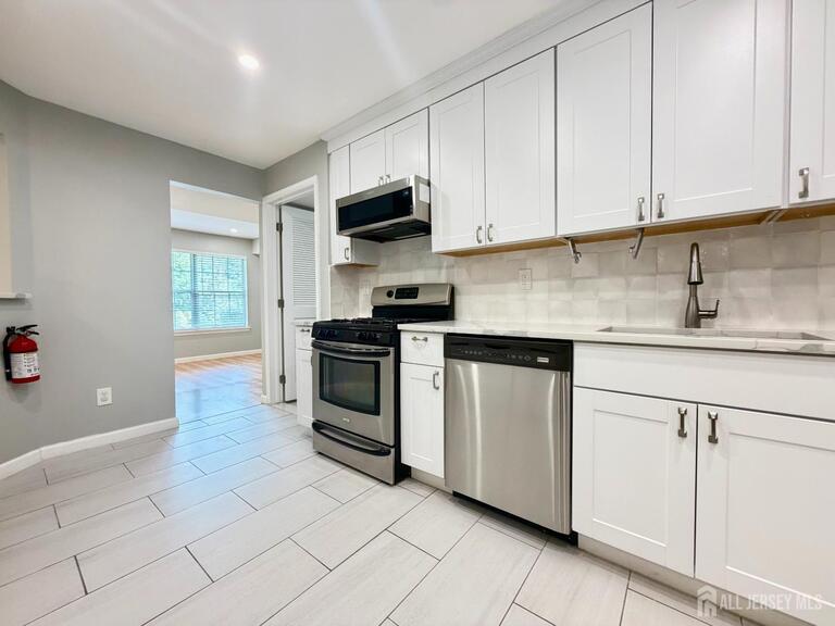 Photo 6 of 902 Plymouth Road, North Brunswick NJ 08902, North Brunswick, NJ