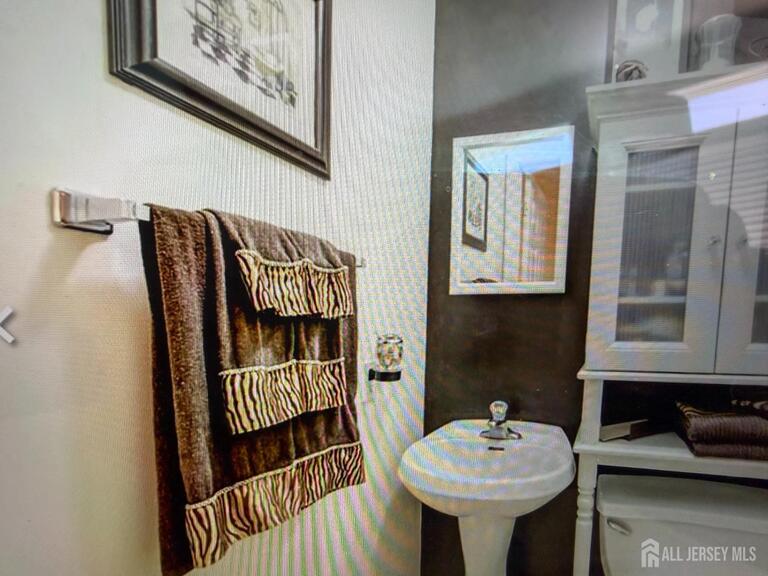 Photo 20 of 339 Jeffries Street, Perth Amboy NJ 08861, Perth Amboy, NJ