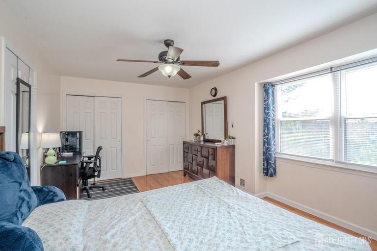 Photo 17 of 6005 N Oaks Boulevard, North Brunswick NJ 08902, North Brunswick, NJ
