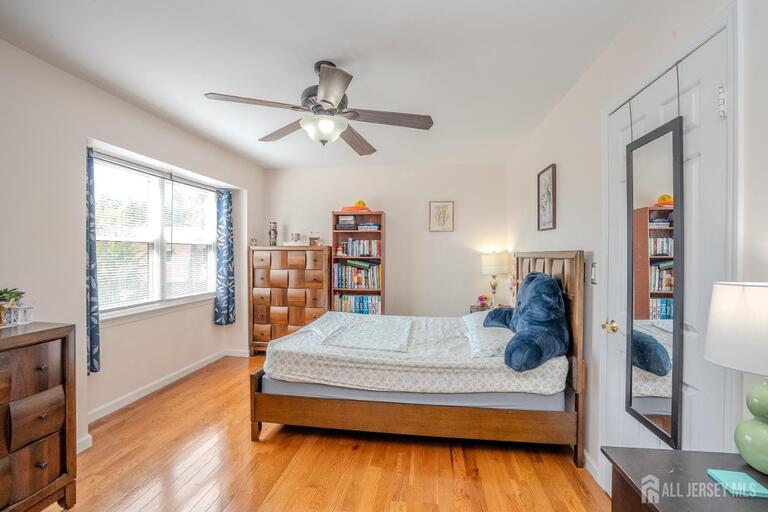 Photo 11 of 6005 N Oaks Boulevard, North Brunswick NJ 08902, North Brunswick, NJ