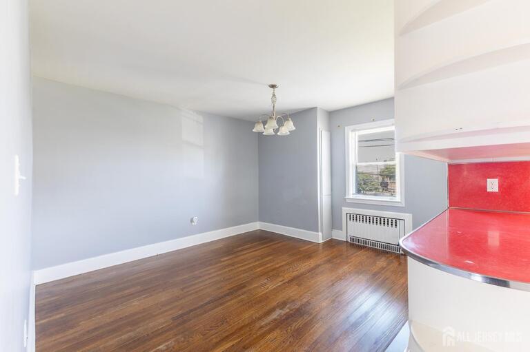 Photo 6 of 187 Main Street # F, Woodbridge Proper NJ 07095, Woodbridge Proper, NJ