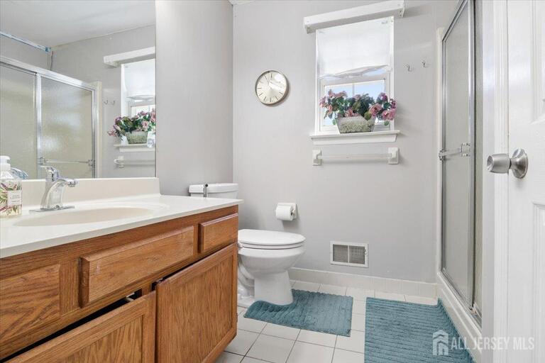 Photo 26 of 8 Piluso Way, Piscataway NJ 08854, Piscataway, NJ