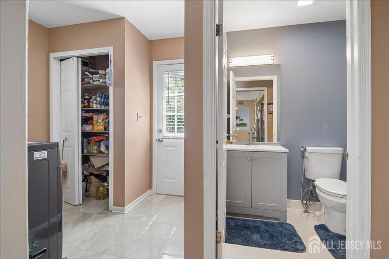 Photo 15 of 8 Piluso Way, Piscataway NJ 08854, Piscataway, NJ