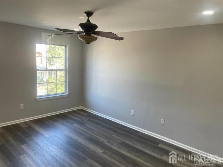 Photo 5 of 23 Delavan Court, New Brunswick NJ 0890, New Brunswick, NJ