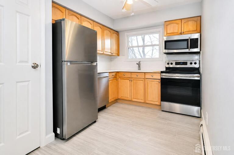 Photo 3 of 18 Deanna Drive # 48, Hillsborough NJ 08844, Hillsborough, NJ