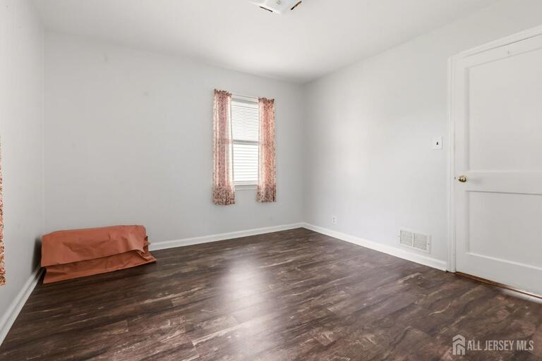 Photo 13 of 301 Central Avenue, Metuchen NJ 08840, Metuchen, NJ