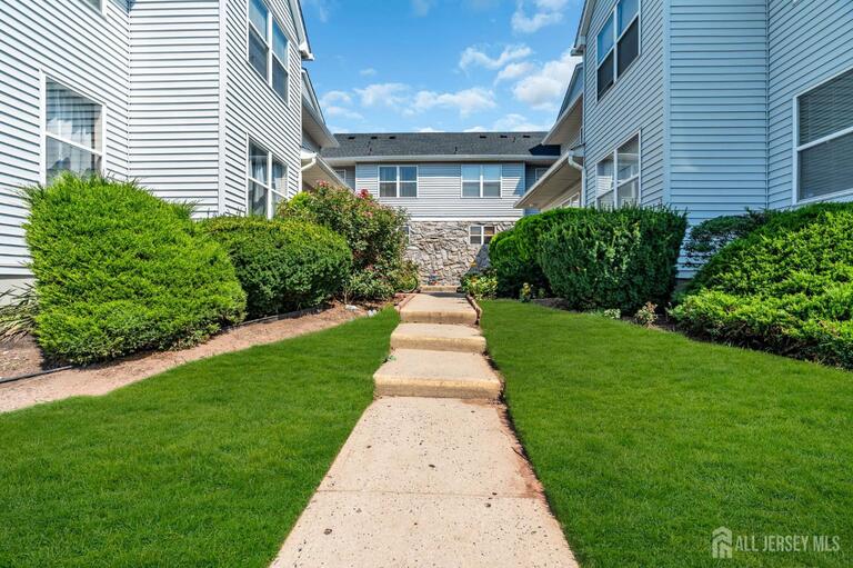Photo 3 of 189 Bexley Lane, Piscataway NJ 08854, Piscataway, NJ