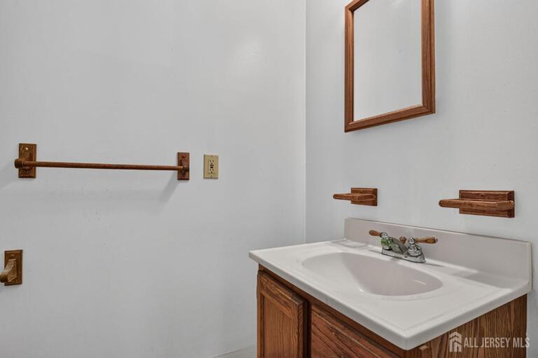 Photo 9 of 24 Highland Avenue, Highland Park NJ 08904, Highland Park, NJ