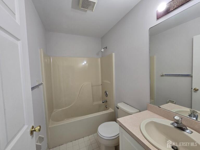 Photo 13 of 55 Andover Way, Hamilton NJ 08610, Hamilton, NJ
