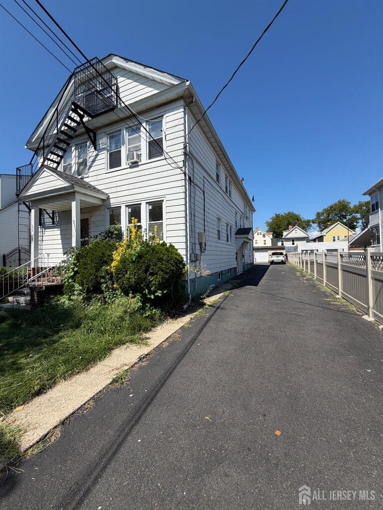 Photo 2 of 924 Monroe Avenue, Elizabeth NJ 07201, Elizabeth, NJ