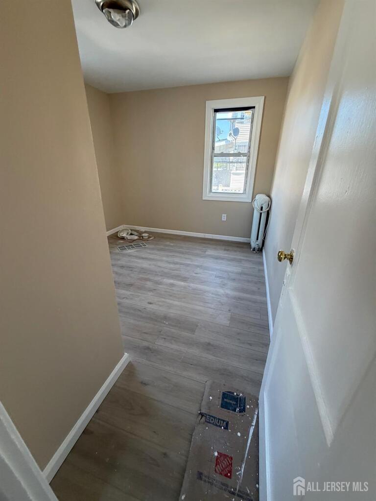 Photo 10 of 924 Monroe Avenue, Elizabeth NJ 07201, Elizabeth, NJ
