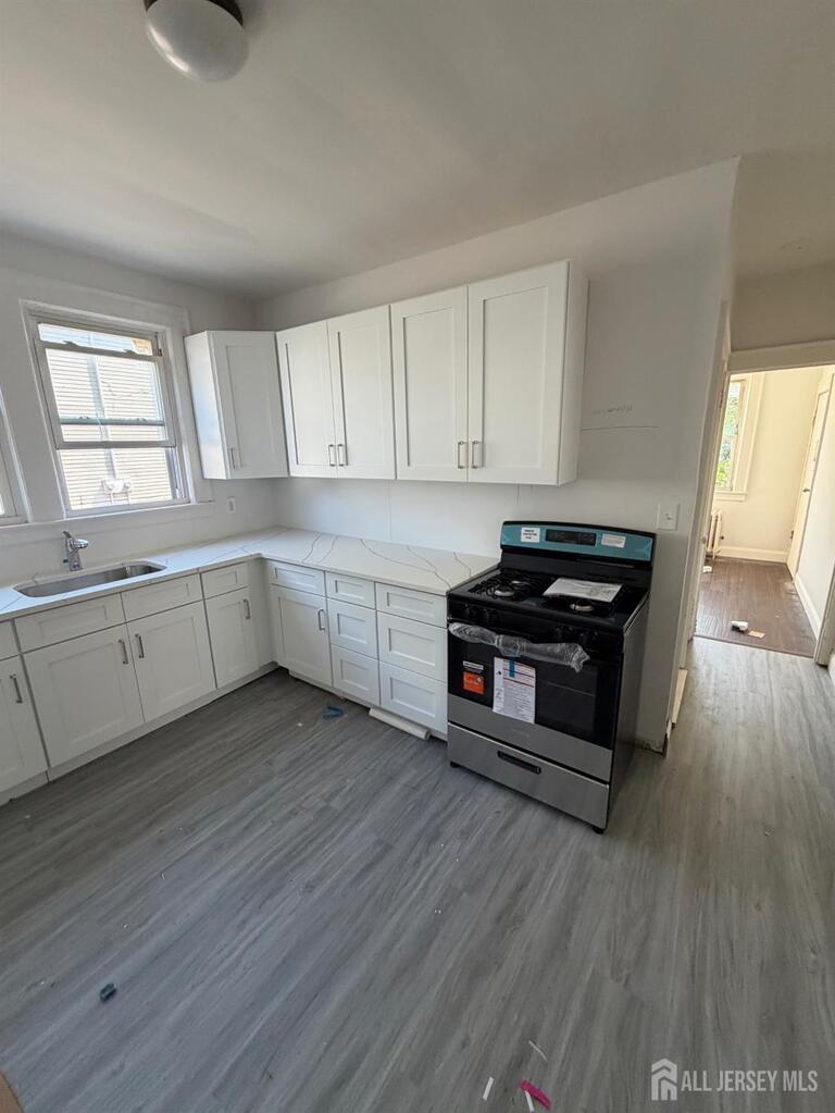 Photo 3 of 924 Monroe Avenue, Elizabeth NJ 07201, Elizabeth, NJ