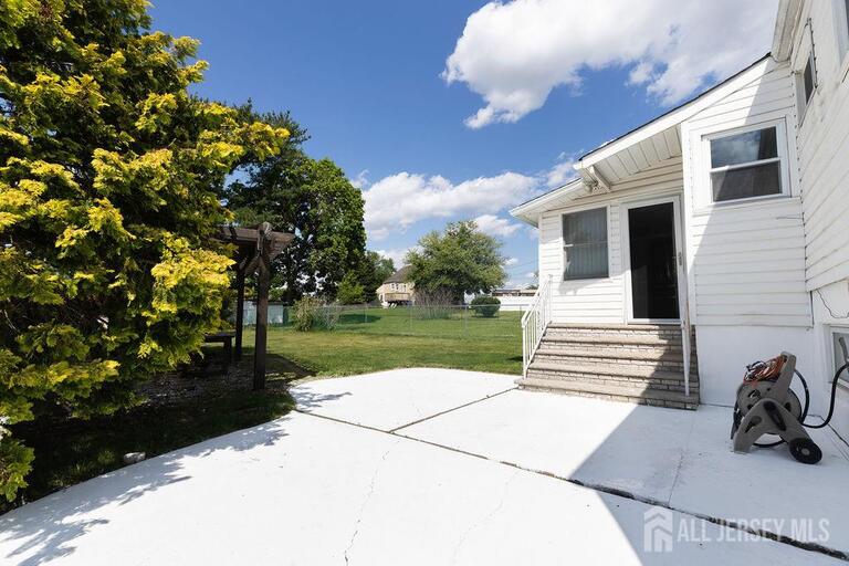 Photo 44 of 19 Jonquil Circle, Fords NJ 08863, Fords, NJ
