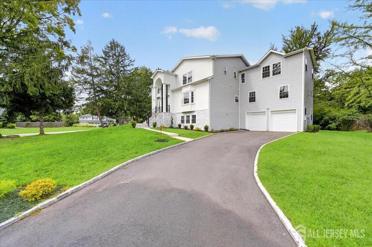 Photo 3 of 22 Mary Ellen Drive, Edison NJ 08820, Edison, NJ