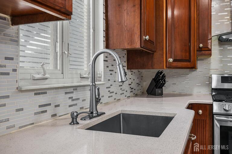 Photo 9 of 907 Mer-edinburg Road, Hamilton NJ 08690, Hamilton, NJ