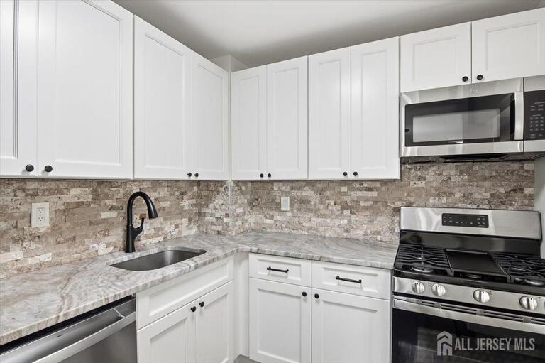 Photo 9 of 903 Cricket Lane, Woodbridge Proper NJ 07095, Woodbridge Proper, NJ