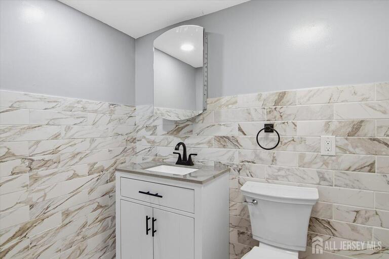 Photo 24 of 903 Cricket Lane, Woodbridge Proper NJ 07095, Woodbridge Proper, NJ