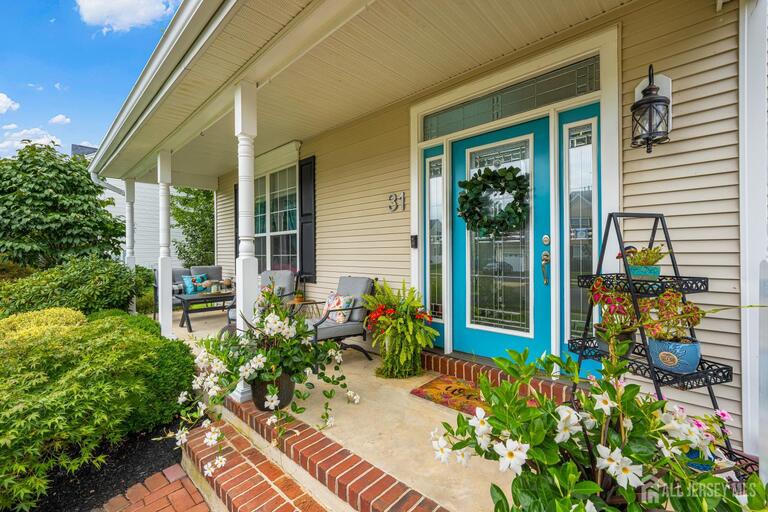Photo 6 of 31 Woodstown Drive, Freehold NJ 07728, Freehold, NJ