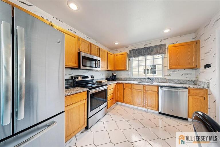 Photo 13 of 664 Azalea Plaza # 664B, Monroe NJ 08831, Monroe, NJ