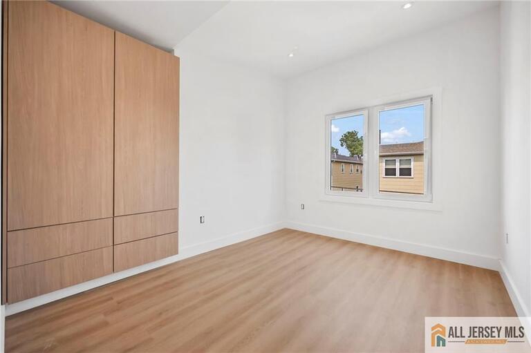 Photo 19 of 291 New York Avenue # 4, Jersey City NJ 07307, Jersey City, NJ
