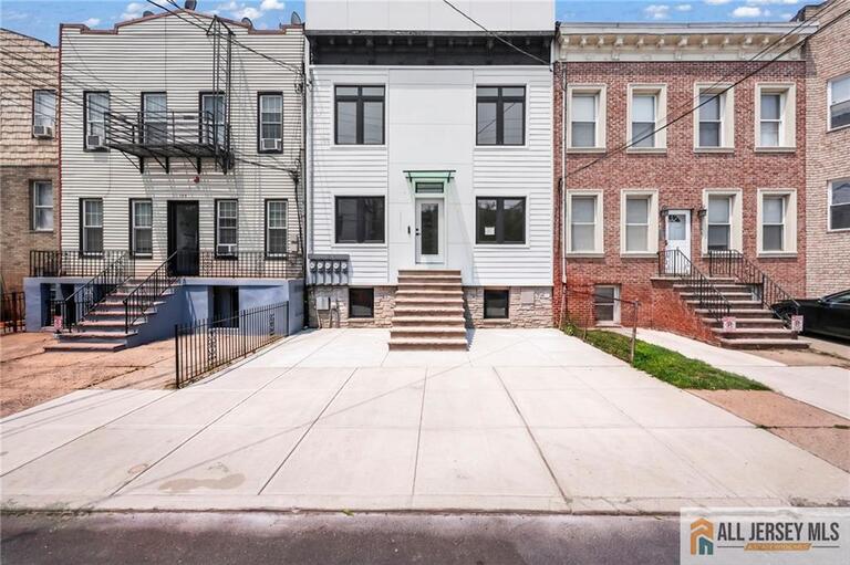 Photo 1 of 291 New York Avenue # 4, Jersey City NJ 07307, Jersey City, NJ