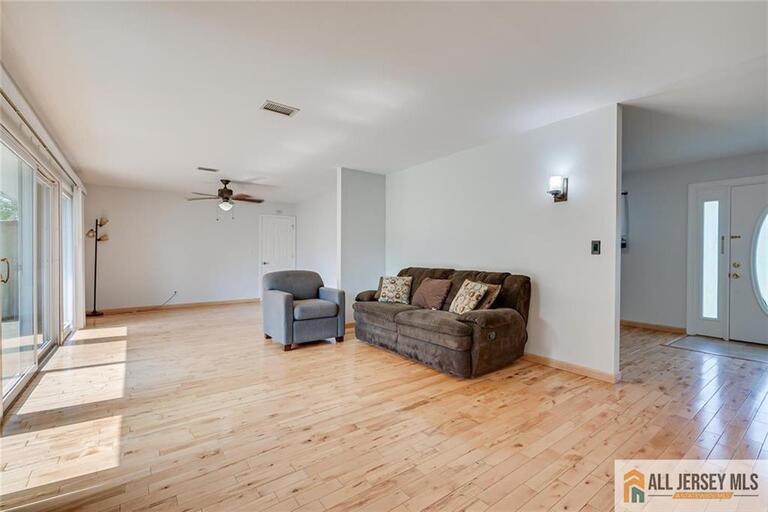 Photo 4 of 26 Kendall Road, South Brunswick NJ 08824, South Brunswick, NJ