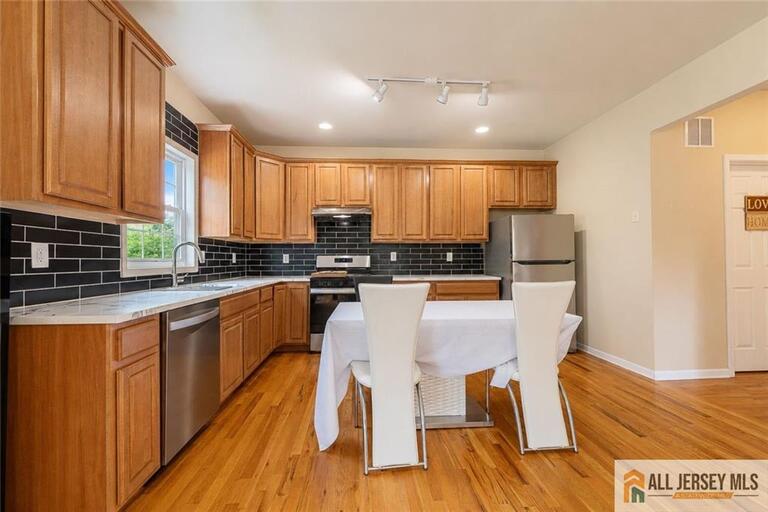 Photo 9 of 160 Teeple Place, South Plainfield NJ 07080, South Plainfield, NJ