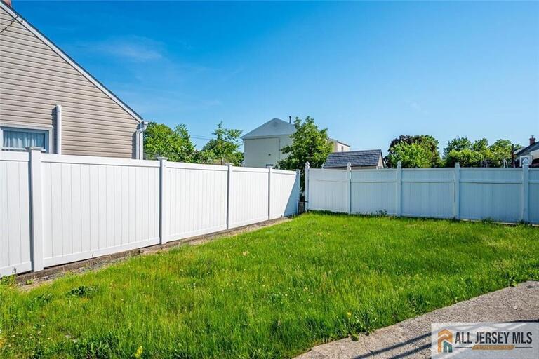 Photo 31 of 144 Bond Street, Iselin NJ 08830, Iselin, NJ
