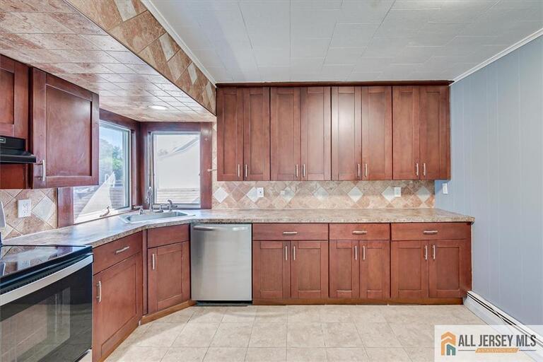 Photo 18 of 144 Bond Street, Iselin NJ 08830, Iselin, NJ
