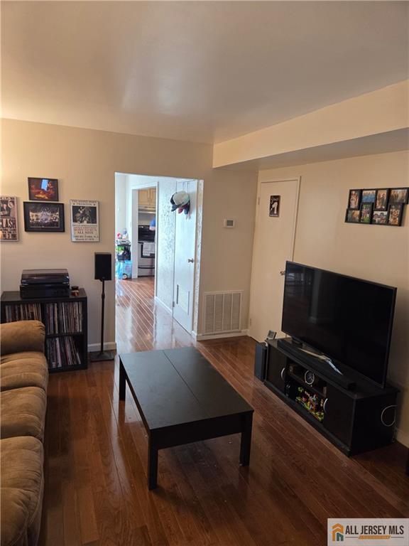 Photo 9 of 40 Prospect Street # 15, Metuchen NJ 08840, Metuchen, NJ